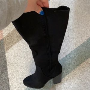Women’s under the knee boots
